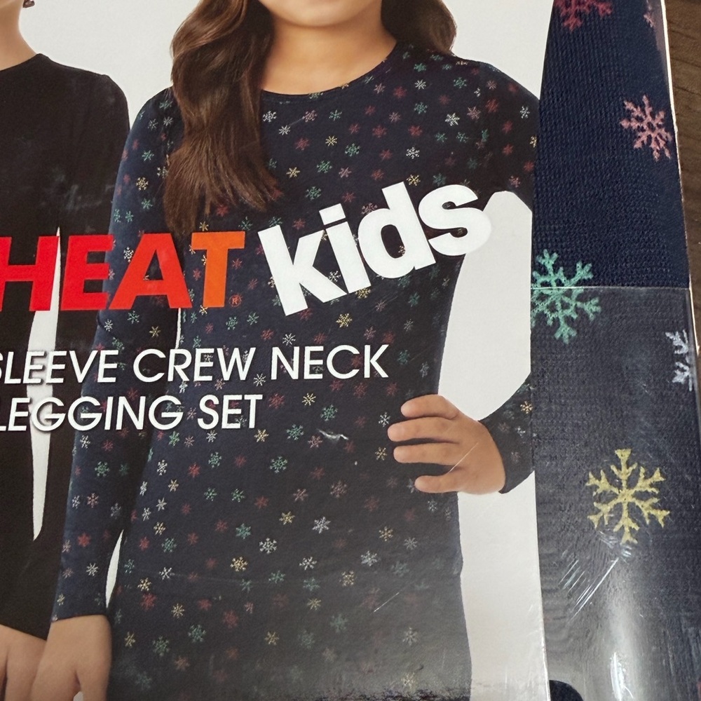 32 Degrees Kids' Heat Set - Picture 3 of 6